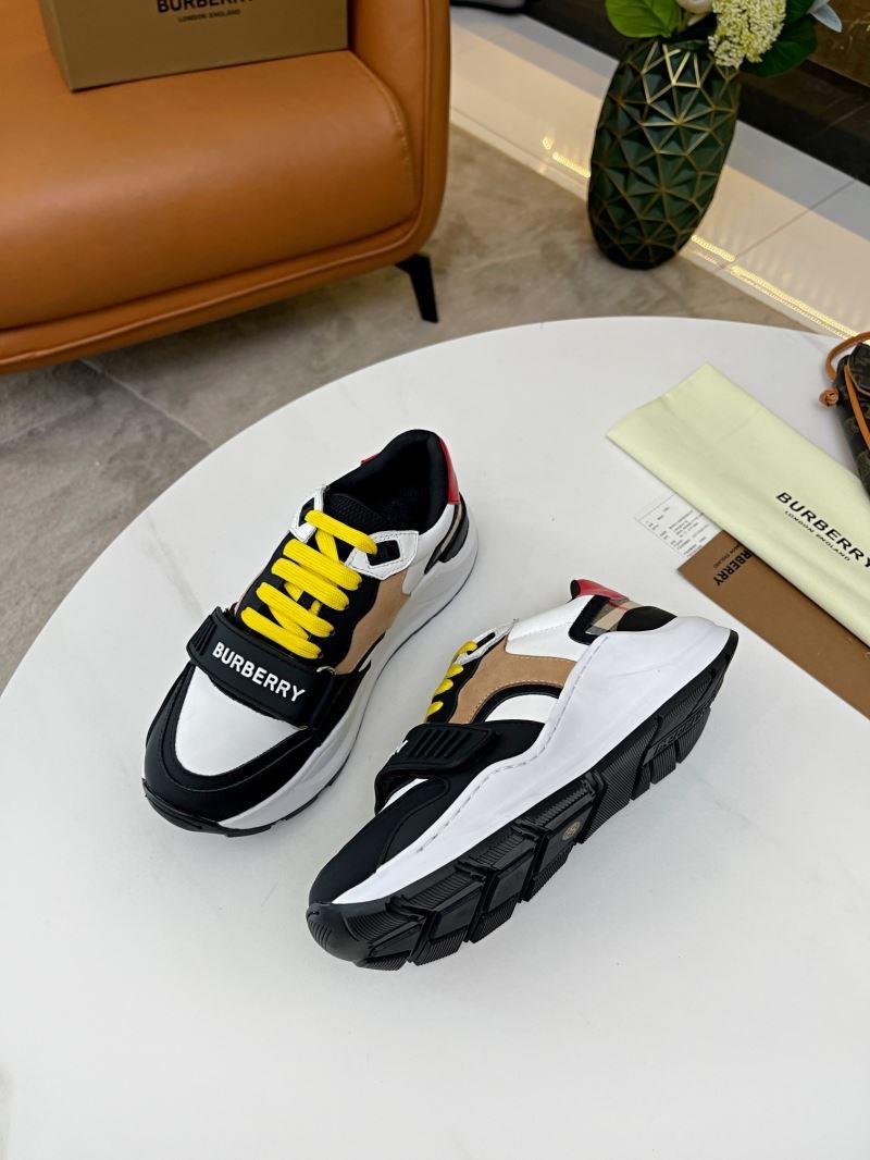 Burberry Low Shoes